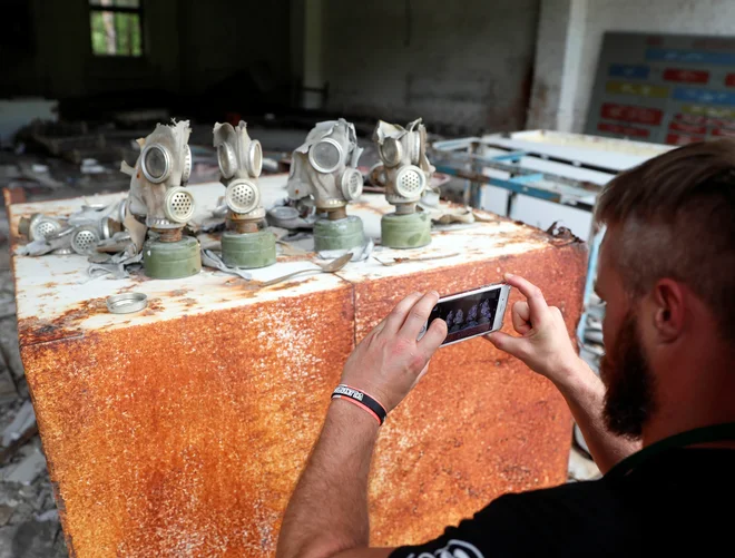 Plinske maske sovjetske armade v Černobilu FOTO: Reuters