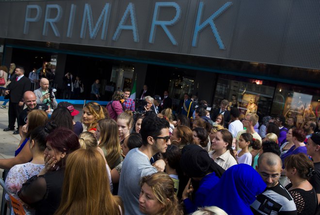 Tako je bilo leta 2014, ko je Primark odprl trgovino v Berlinu. FOTO: Thomas Peter/Reuters