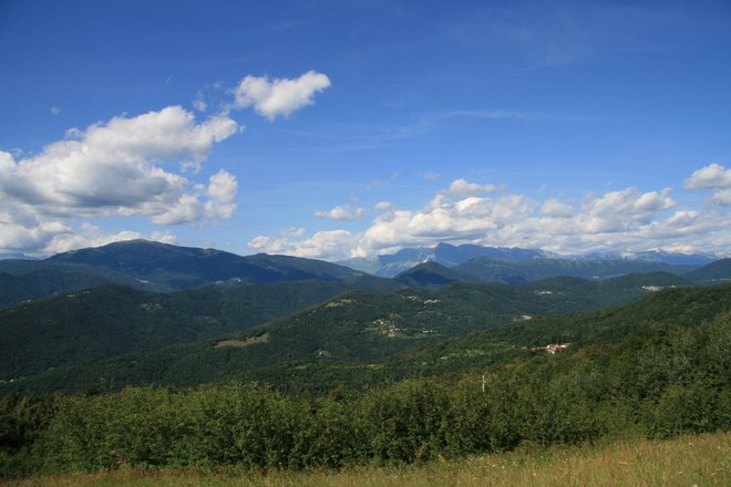 Pogled na beneške vasice in Nadiške doline Foto Blaž Močnik