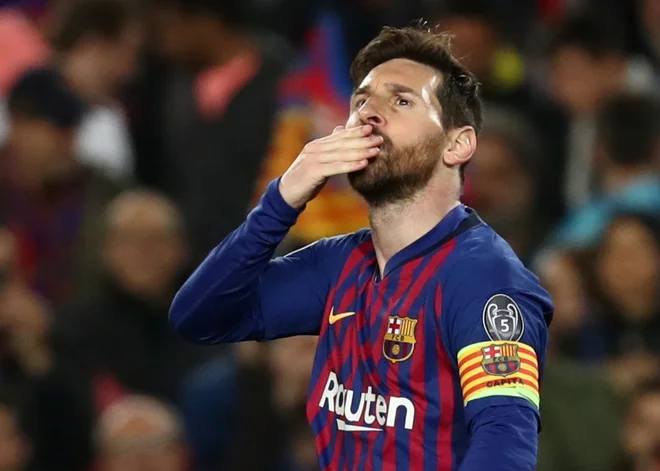 Argentinski nogometni superzvezdnik Lionel Messi je po navedbah ameriškega magazina <em>Forbes </em>s 127 milijoni dolarjev postal najbolje plačan športnik zadnjega leta. FOTO: Reuters