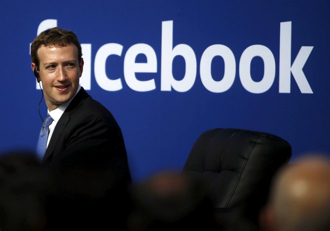 Z zapisom na Facebooku je Zuckerberg sporočil, da vsebine ne bodo odtsranili s svojih omrežij: »To vsebino bomo obravnavali, tako kot obravnavamo druge napačne informacije na instagramu.« FOTO: Reuters