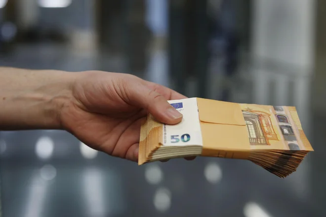 V zgodbi o zadnji sanaciji slovenskih bank smo ugotovili, da naši bančniki nimajo veliko poguma. FOTO: Leon Vidic/Delo