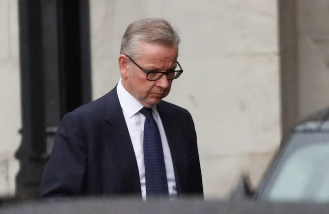 Michael Gove je izpadel iz tekme za naslednika Therese May. FOTO: REUTERS/Peter Nicholls 