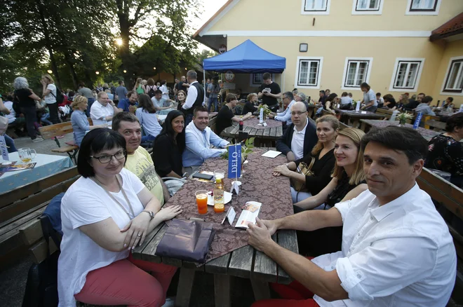 Omizje Dela z odgovornim urednikom Urošem Urbasom in direktorico Natašo Luša. FOTO: Matej Družnik/Delo