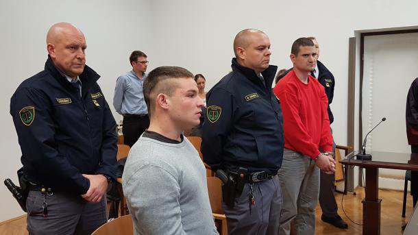 Fotografija: Aleš Olovec in Martin Kovač sta bila obsojena umora na grozovit način. FOTO: Tanja Jakše Gazvoda
