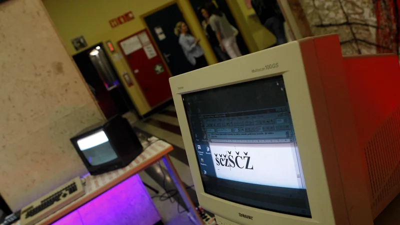 Fotografija: Država želi z enotnimi standardi komuniciranja ljudem prihraniti iskanje uporabnih informacij. Foto Mavric Pivk