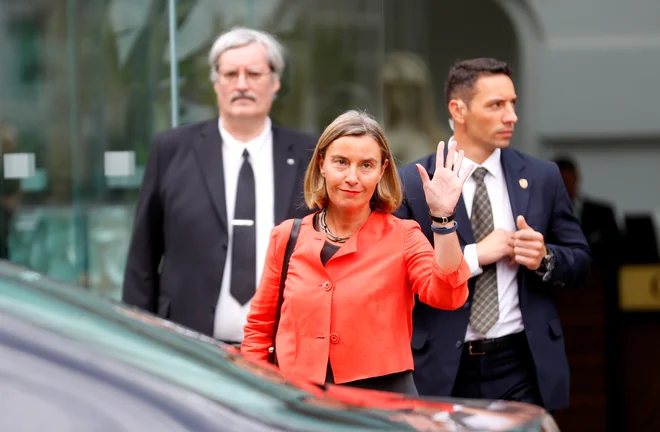 Visoka predstavnica EU za zunanjo politiko Federica Mogherini je izrazila upanje, da se bo Iran še naprej držav štiri leta starega jedrskega dogovora. FOTO: REUTERS/Leonhard Foeger