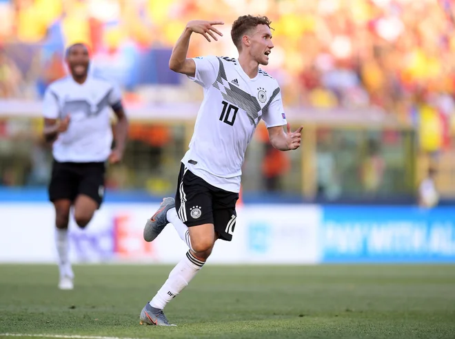 Gian-Luca Waldschmidt je za Nemčijo dosegel odločilen tretji gol. FOTO: Reuters