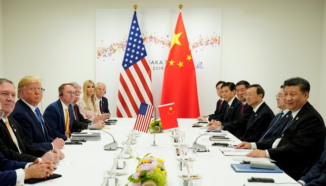 Ameriška in kitajska delegacija. FOTO: Reuters