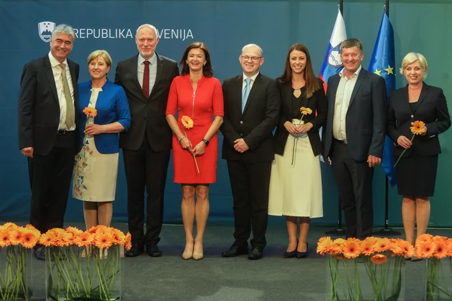 Osmerica slovenskih evropskih poslancev bo jutri prvič sedla v poslanske klopi. V dobro plačane službe bodo peljali tudi svoje asistente, nekateri so jih že izbrali, drugi ne. FOTO: Voranc Vogel