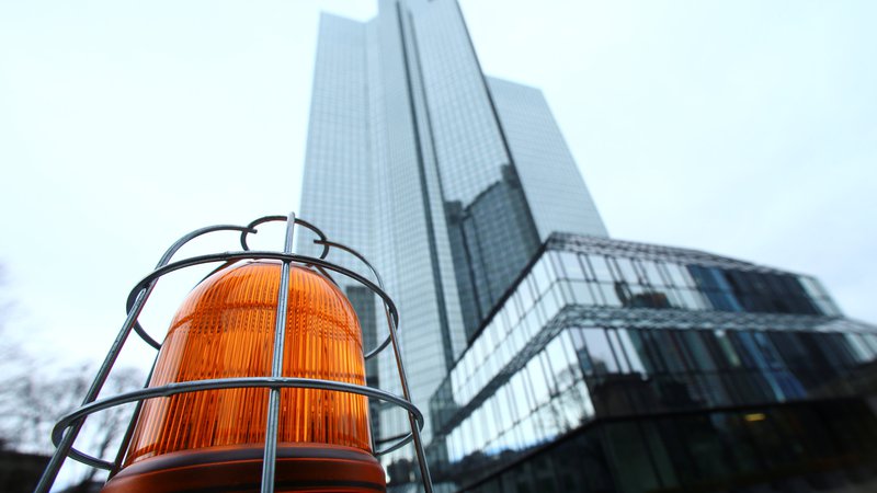 Fotografija: Deutsche Bank se podaja v obsežno prestrukturiranje.
Foto Reuters