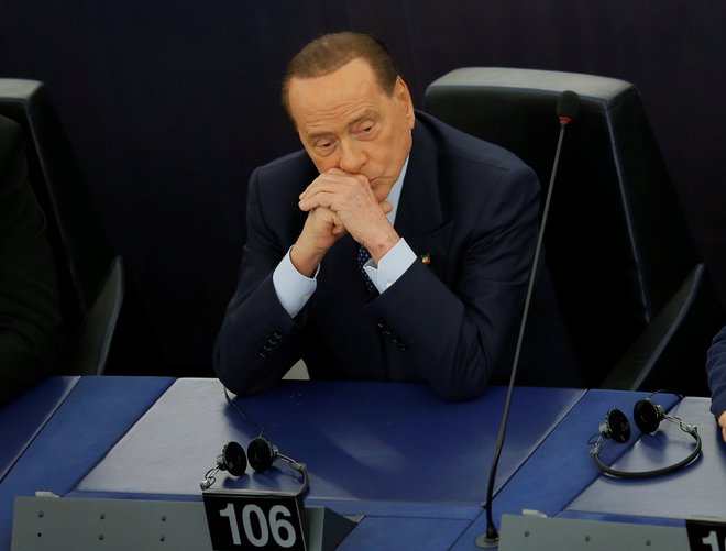 V parlamentu po novem sedi tudi nekdanji italijanski premier Silvio Berlusconi. Foto: Vincent Kessler/ Reuters