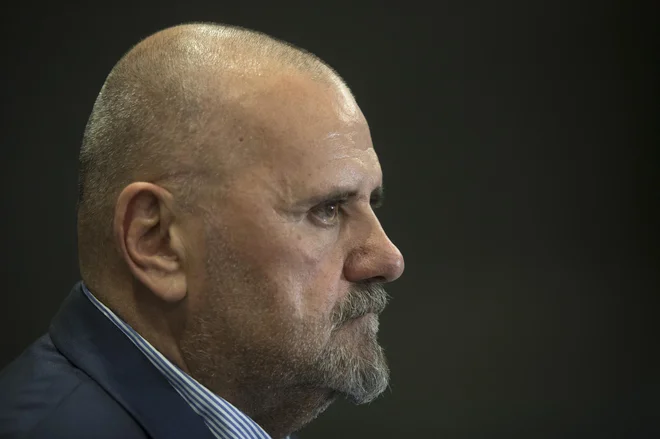 Kot narod bi si to, čemur v svetu rečejo kulturna diplomacija, lahko in morali privoščiti, je prepričan minister za kulturo Zoran Poznič. Foto Voranc Vogel
