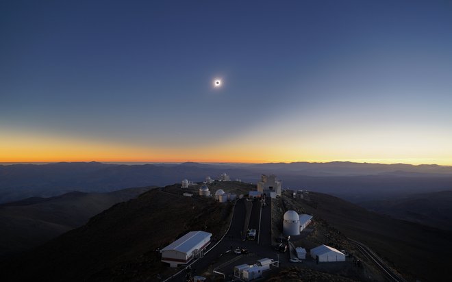 Observatorij La Silla, ki ga upravlja Evropski južni observatorij. FOTO: Romain Lucchesi/ESO