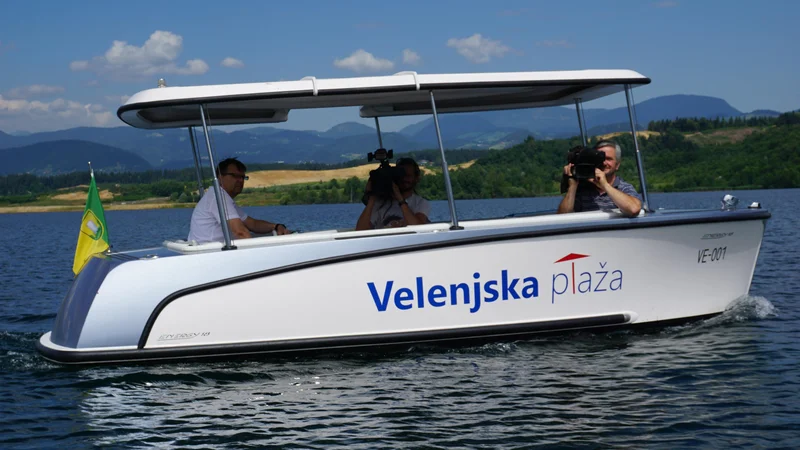 Fotografija: Pred kratkim sem se z družino odločil, da preživim dan ob Velenjskem jezeru. Fotodokumetnacija Dela