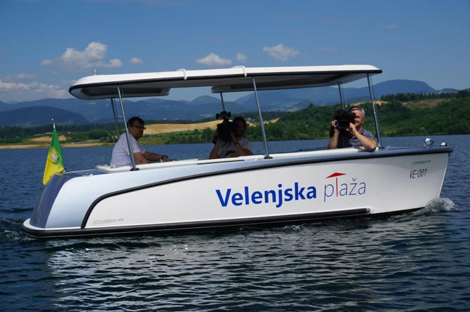 Pred kratkim sem se z družino odločil, da preživim dan ob Velenjskem jezeru. Fotodokumetnacija Dela