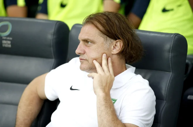 Safet Hadžić je bil zadovoljen z zmago proti Partizanu, malom manj z igro. FOTO: Roman Šipić/Delo