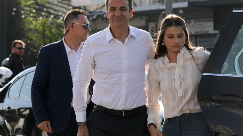 Fotografija: Novo demokracijo vodi Kiriakos Micotakis, dedič grške konservativne politične dinastije, ki je tesno povezan z vodilnimi oligarhi. FOTO: Costas Baltas/Reuters