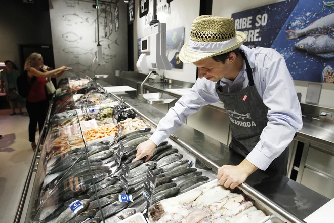 Prebivalec Slovenije v povprečju poje 10,8 kilograma rib na leto. FOTO: Leon Vidic/Delo