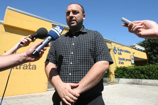 Igor Hrvatin noče javno govoriti o svojih zasebnih poslih, v razmerjih z odvetnikom Francijem Matozom pa ne vidi konflikta interesov. FOTO: Dejan Javornik