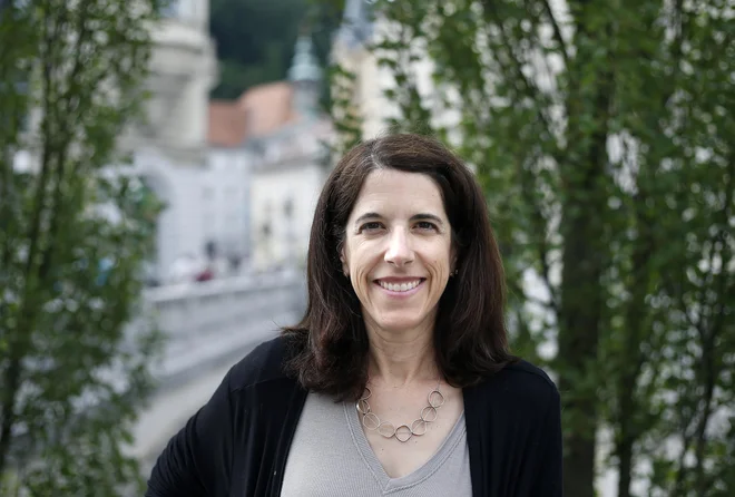 Kaj v naravi v resnici zdravi? Odvisno, koga vprašate, pravi Florence Williams: »Znanstveniki, ki poudarjajo vizualnost, bodo rekli, da so to vzorci, neki drug bo rekel, da naravni zvoki. Sama menim, da gre za holistično izkušnjo.« FOTO: Blaž