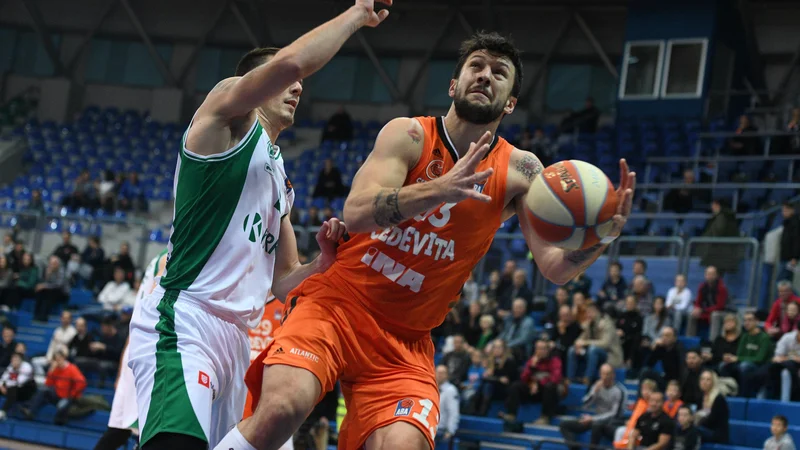 Fotografija: Robustni center Andrija Stipanović bo eno od orožij Cedevite Olimpije. FOTO: ABA