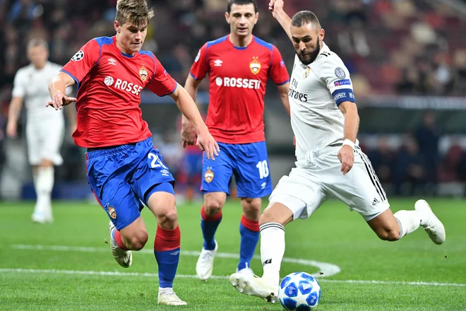 Jaka Bijol (levo) je opozoril nase tudi v prejšnji sezoni lige prvakov, ko se je CSKA meril z madridskim Realom. FOTO: AFP