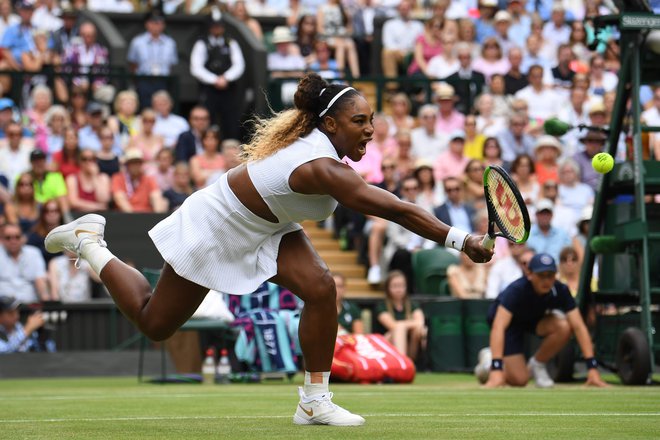Serena Williams ostaja pri 23 zmagah na velikih turnirjih v karieri. FOTO: AFP