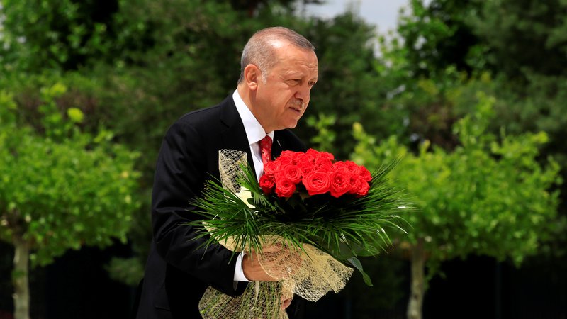 Fotografija: Turški predsednik Recep Tayyip Erdoğan na spominski slovesnosti v Ankari. FOTO: Reuters