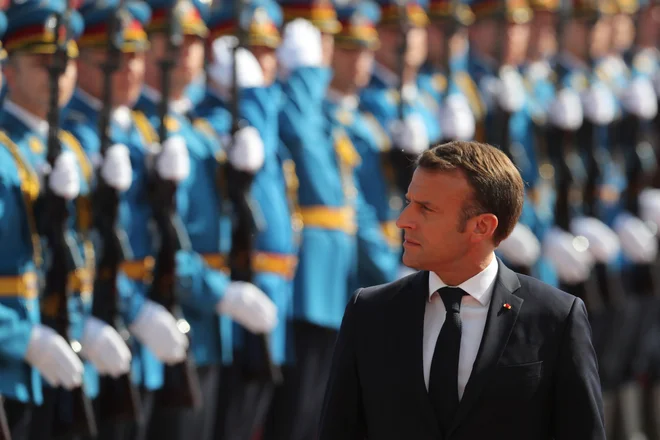 Macron je namenil nekaj ostrih sporočil Beogradu in Prištini zaradi prekinitve dialoga.  FOTO: Djordje Kojadinovic/Reuters