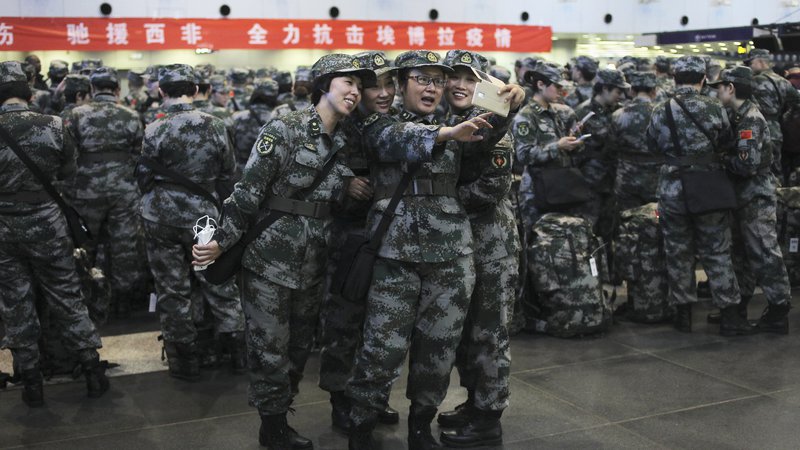 Fotografija: V mirovne misije v Afriki je trenutno vključenih približno 2000 kitajskih vojakov. FOTO: Reuters