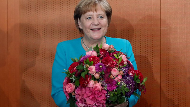 Fotografija: Mediji so se zadnje tedne spraševali predvsem o kanclerkinem zdravju, saj njena tresavica na več dogodkih pred javnostjo ni mogla ostati neopažena. FOTO: Fabrizio Bensch/Reuters