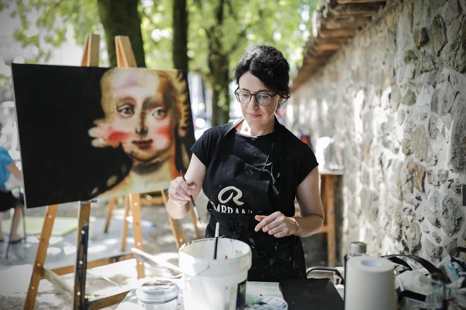 Sabina Šinko: »Sem sem prišla z idejo, saj bi sicer verjetno gledala in čakala, da bi se kaj zgodilo, a zgodilo se ne bi nič.« Foto Uroš Hočevar