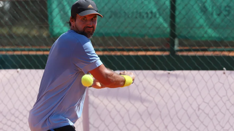 Patrick Rafter je uslišal želje prirediteljev in prišel v Umag, Goranu Ivaniševiću pa v ekshibicijskem dvoboju ni bil kos. FOTO CROPIX