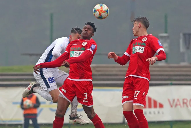 Aluminij je sezono začel z dvema zmagama. FOTO: Tadej Regent