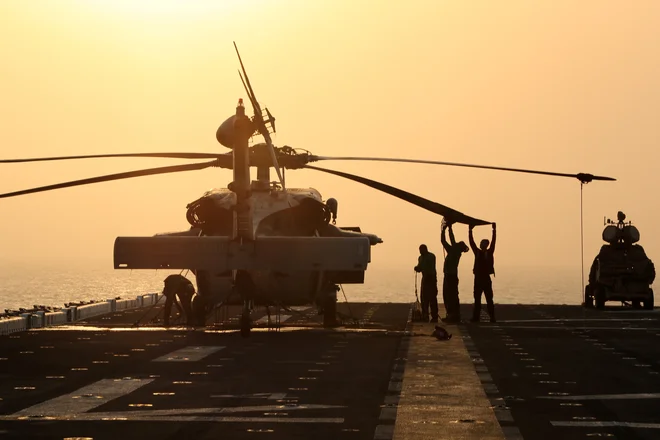 Ameriška vojaška ladja USS Boxer. FOTO: Ahmed Jadallah/Reuters