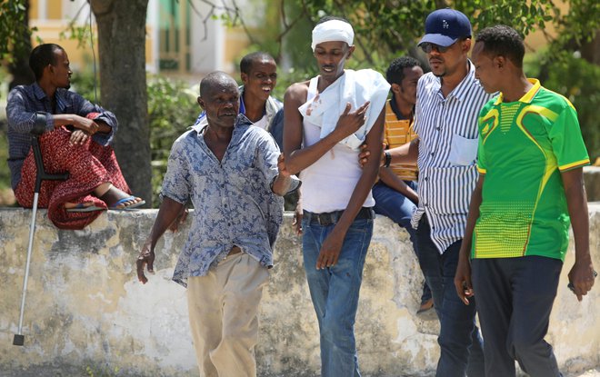 Na začetku meseca je v napadu na hotel na jugu Somalije v mestu Kismayo umrlo 26 ljudi. FOTO: Feisal Omar/Reuters