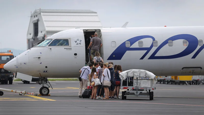 Fotografija: Tako Adria kot Mesa Airlines nista komentirali potencialnih transakcij. FOTO: Leon Vidic