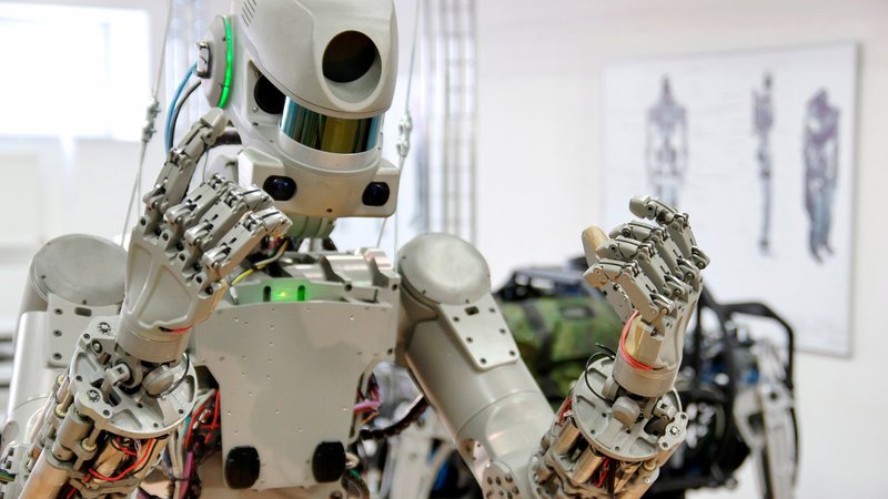 Fotografija: Takšni roboti bi lahko tlakovali pot ljudi na druga nebesna telesa. FOTO: Roskozmos