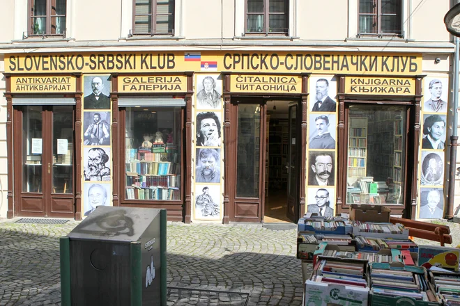Za marsikoga je Cunjak eden od simbolov stare Ljubljane, saj ima tam tri starinarne. FOTO: Marko Feist/Delo