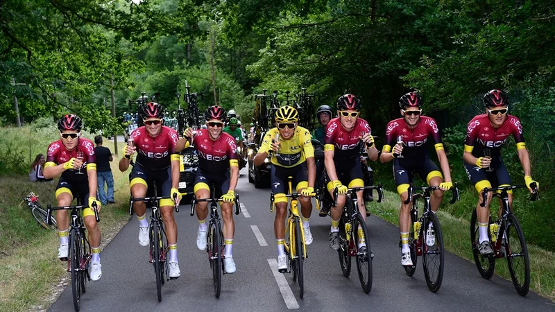 Fotografija: Zmagovalci! Foto: Fb Team Ineos