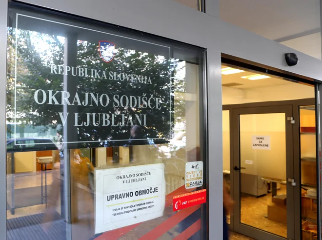 V domnevno korupcijo menda ni vpleten le zavod za šolstvo, temveč tudi ministrstvo za izobraževanje, pedagoški inštitut in šola za ravnatelje. FOTO: Dejan Javornik