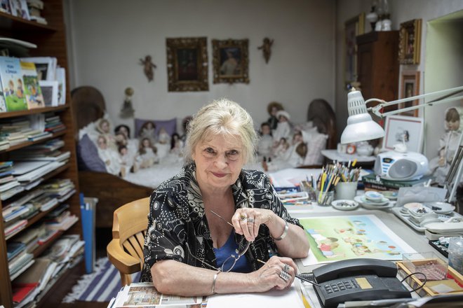 Jelka Reichman je pri svojih skoraj 80 letih še zelo vitalna in ustvarjalna. Foto Voranc Vogel