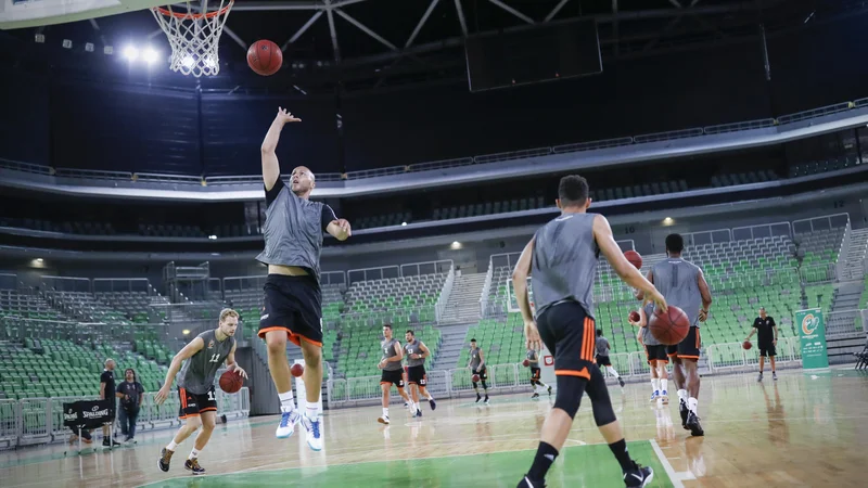 Fotografija: Košarkarji Cedevite Olimpije so se začeli pripravljati na novo sezono.  FOTO: Uroš Hočevar