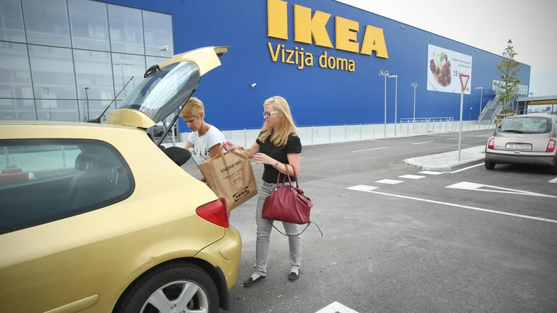 Fotografija: Gradbeno dovoljenje omogoča Ikei, da lahko kmalu začne gradnjo. FOTO: Jure Eržen/Delo