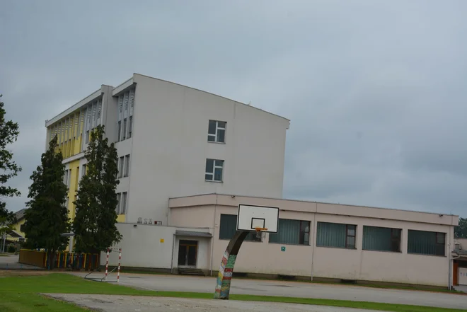 Dogajanje na OŠ Tišina so preiskovali policisti in spisali ovadbo. FOTO: Oste Bakal