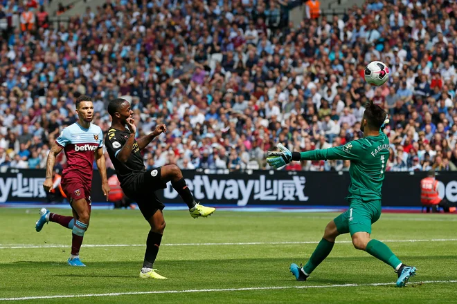 Raheem Sterling je sezono odprl s hat-trickom. FOTO: AFP