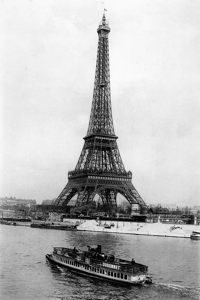 Preselil se je v Pariz, ker je, kot je dejal sam, tam imel mir. Leta 1989 je v francoski prestolnici tudi umrl. Fotodokumentacija Dela