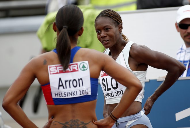 Merlene Ottey (desno) je osvojila devet olimpijskih kolajn, vendar nobene zlate. FOTO: Reuters