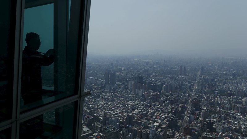 Fotografija: Osupljivi razgled s stolpa 101. FOTO: Reuters